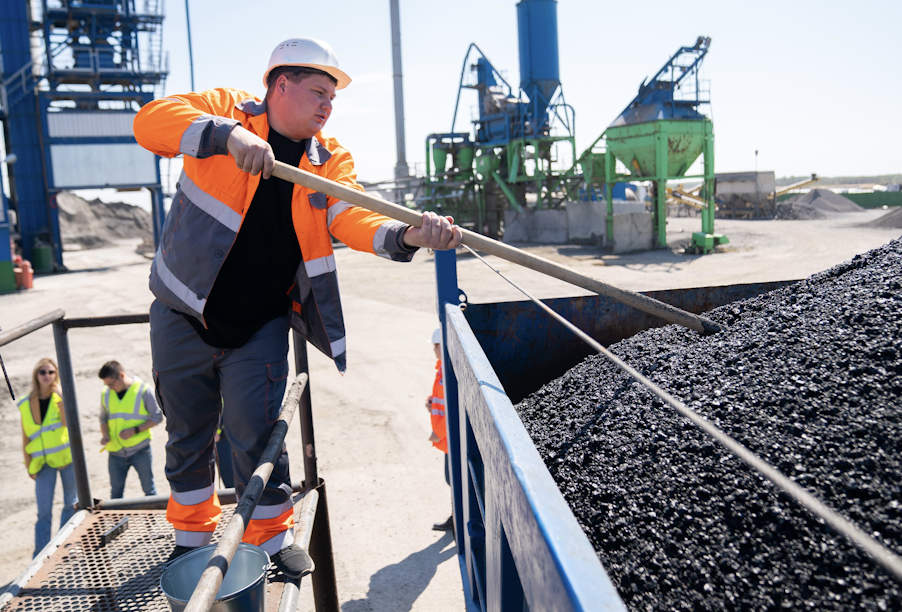 В ходе дорожных работ в регионах применяются отечественные материалы и технологии